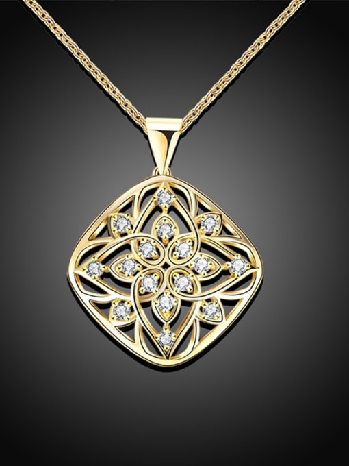 18 Carat Gold Exquisite Flower Shaped Rhinestone Necklace