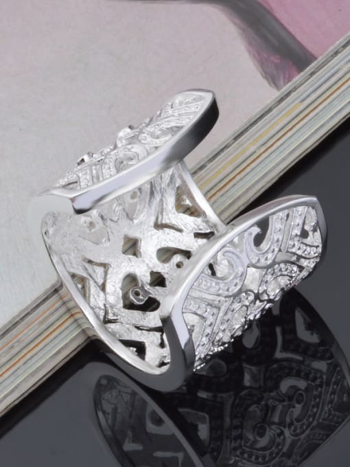 Ya Heng Western Style Shining Zircons Opening Ring 1