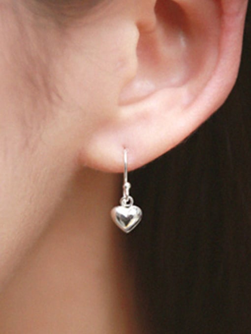 DAKA Simple Little Heart shaped Silver Smooth Earrings 1