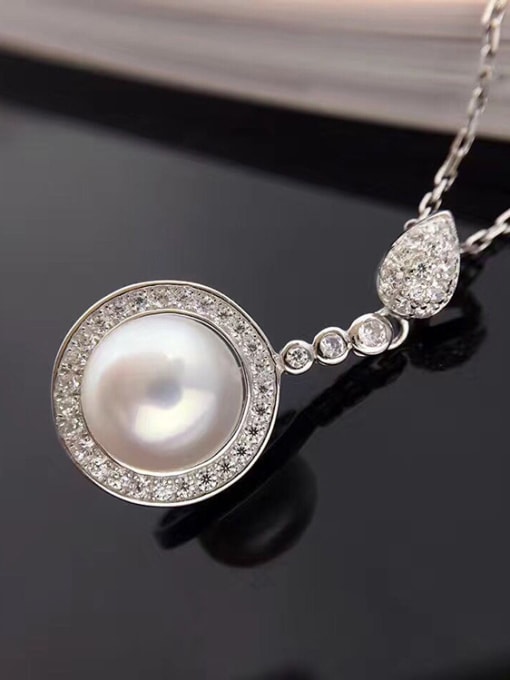 Silver 2018 Freshwater Pearl Zircon Necklace