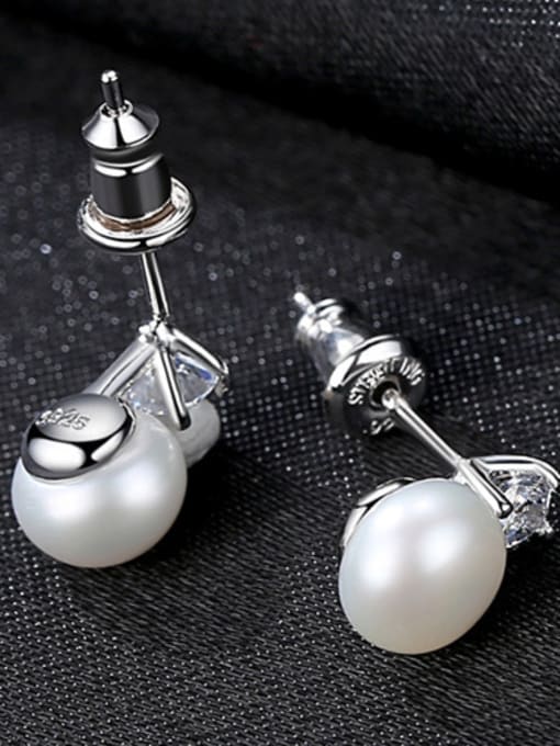 White Sterling Silver classic natural pearl zircon Stud Earrings