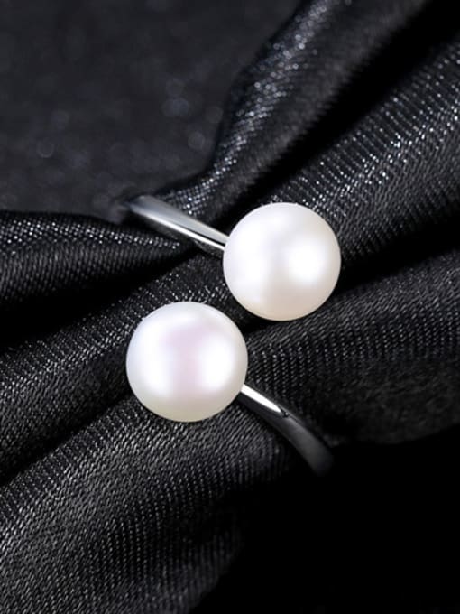White Sterling Silver 6-7mm natural freshwater pearl free size ring