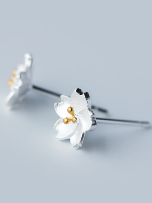 Rosh Fresh Flower Shaped S925 Silver Stud Earrings 0
