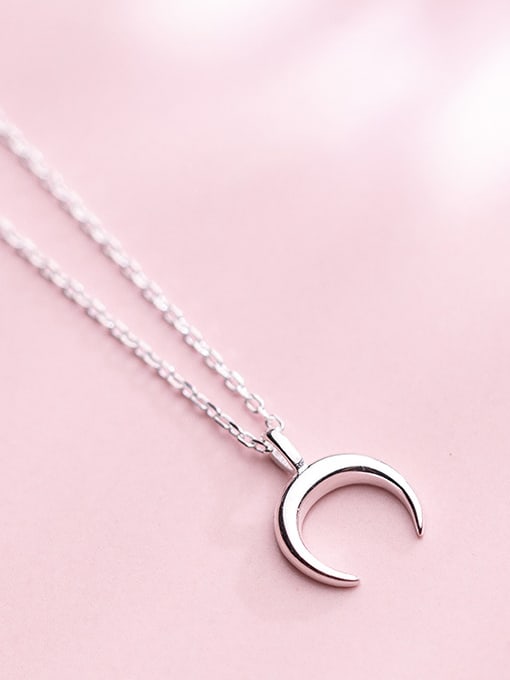 Rosh Sterling silver sweet curved moon cute necklace 1