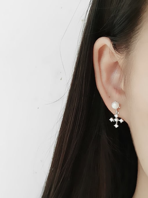 DAKA Fashion White Artificial Pearl Cubic Zircon Cross Silver Stud Earrings 2