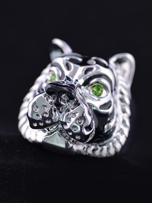 Wei Jia Personalized Lion-head Green Rhinestones Alloy Ring 1