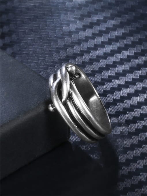 Ronaldo Unisex Exquisite Silver Plated Geometric Shaped Ring 2