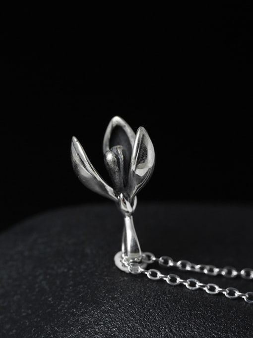 SILVER MI Retro Magnolia Flower Clavicle Necklace 0