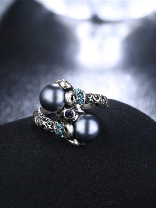 Ronaldo Personality Grey Artificial Pearl Antique Silver Plated Ring 2