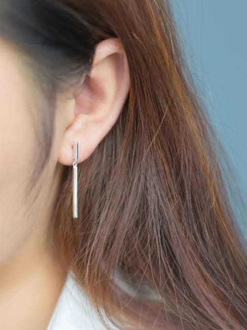Rosh S925 silver smooth nunchucks threader earring 1