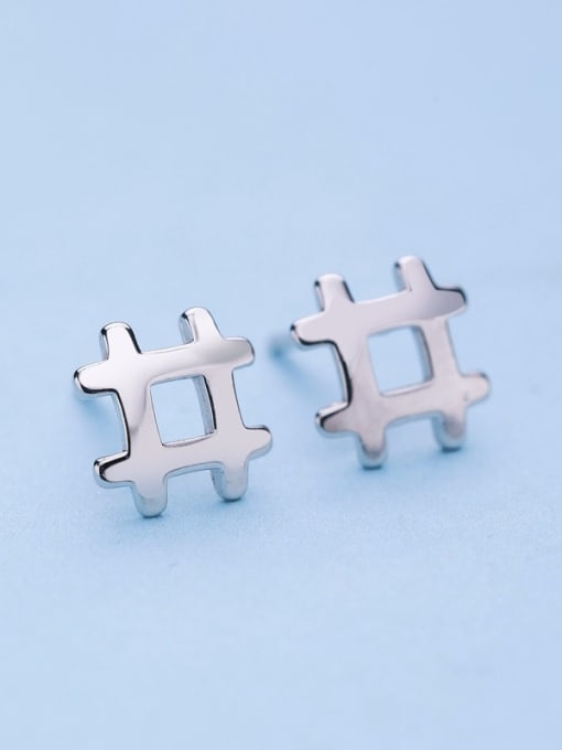 White The Text Shaped Stud cuff earring
