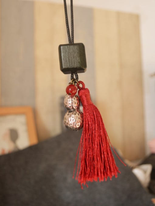 Dandelion Retro Peanut Shaped Tassel Necklace 0
