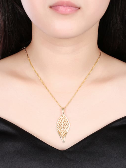 OUXI Personalized Hollow Leaf Women Necklace 1