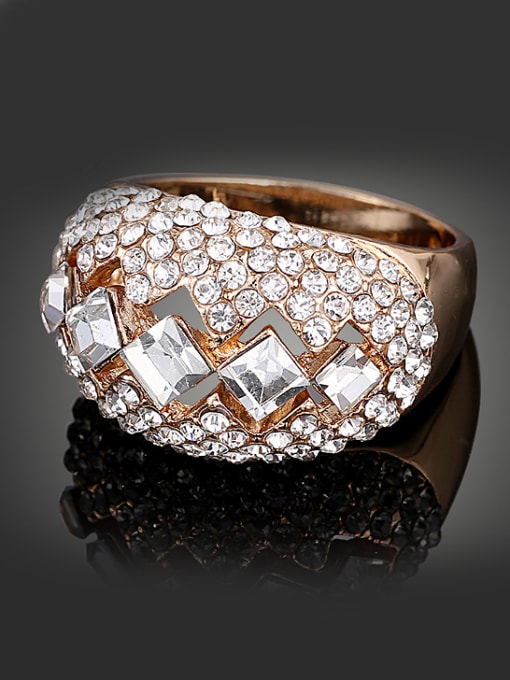 Wei Jia Fashion Gold Plated White Rhinestones Alloy Ring 0