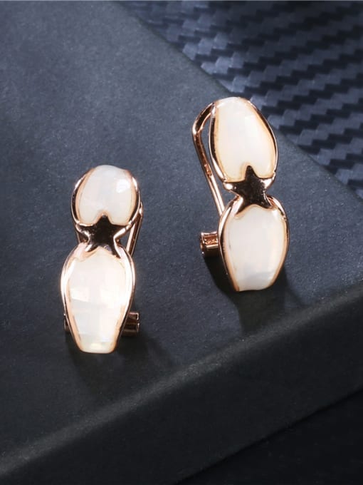 Ronaldo Temperament Star Shaped Shell Enamel Earrings 1