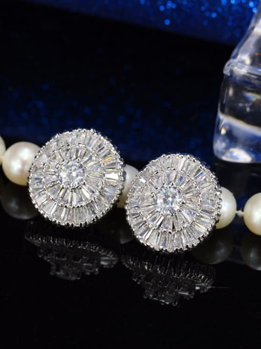 White Simple Style Noble Round Stud Cluster earring