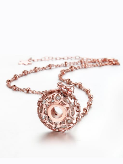 Rose Gold Europe And The United States Stainless Steel  Gold-plated Crystal Necklace