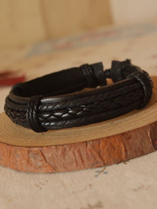 Black Retro Adjustable Cownhide Leather Bracelet