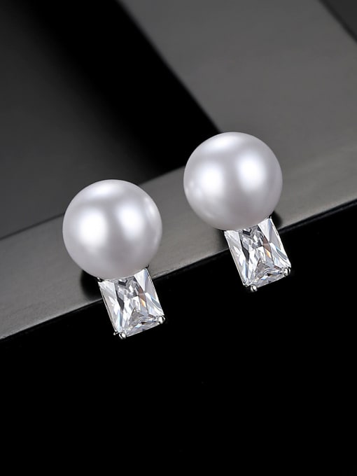 White Zirconium Platinum AAA zircon bright sweet Earrings