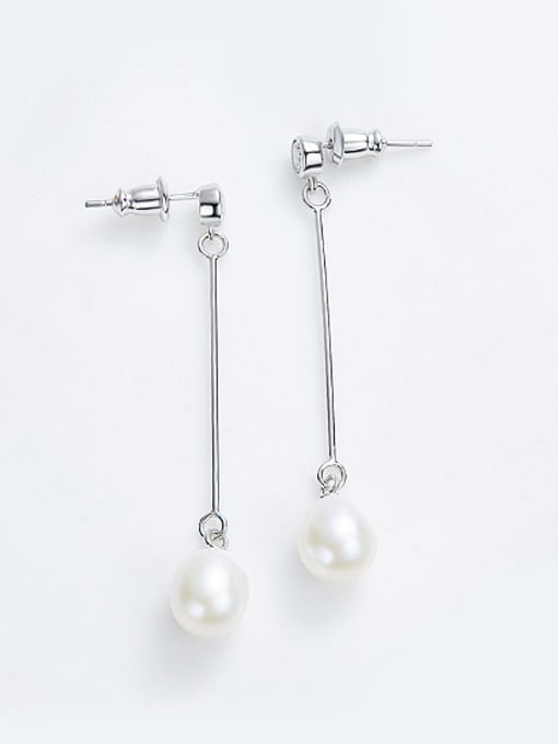 CEIDAI Simple Elegant Freshwater Pearl Zircon Stud Earrings 2