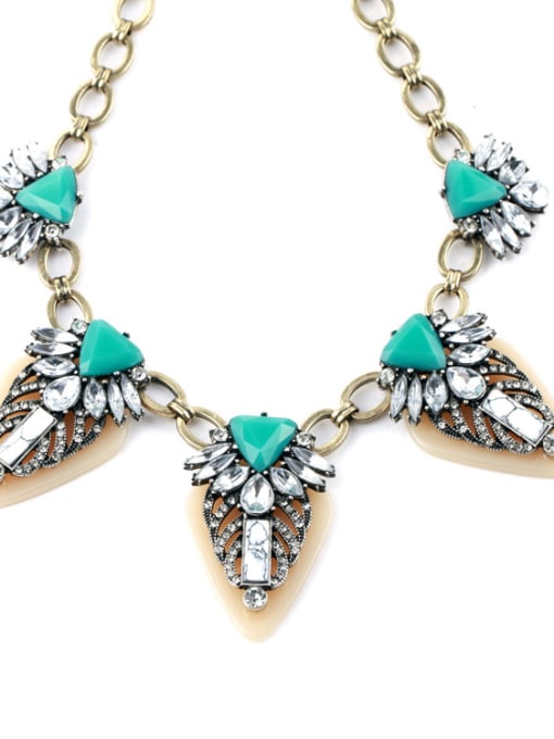 KM Luxury Triangle Pendant Ladies Necklace 1