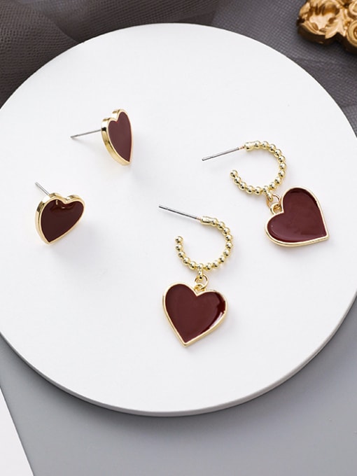 Girlhood Alloy With Gold Plated Simplistic Heart Stud Earrings 1