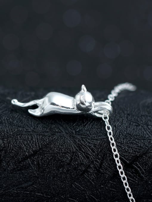kwan Lovely Cat S925 Silver Clavicle Necklace 1