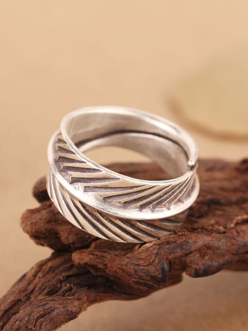 Peng Yuan Retro Leaf Silver Handmade Ring 3