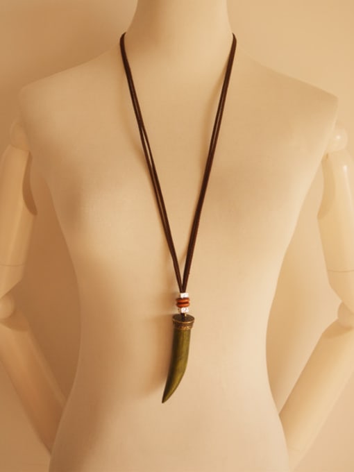 Dandelion Ethnic Style Horn Shaped Necklace 0
