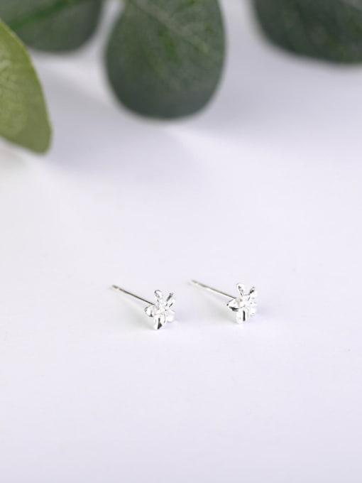 Peng Yuan Mini-flower Silver Stud Earrings 2