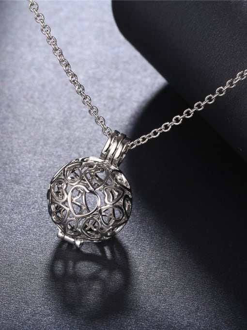 Ronaldo Exquisite Platinum Plated Ball Shaped Pendant 3