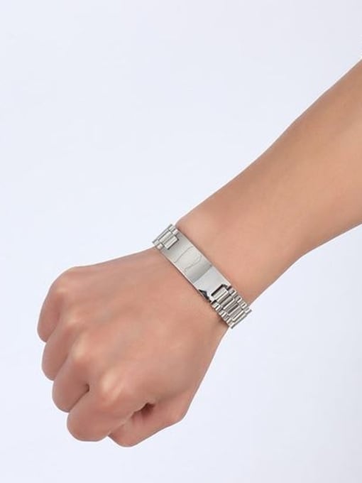 CONG Fashionable Geometric Shaped High Polished Titanium Bracelet 1