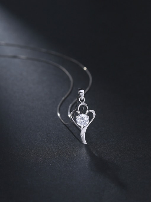 One Silver Fresh Flower Shaped Zircon Pendant