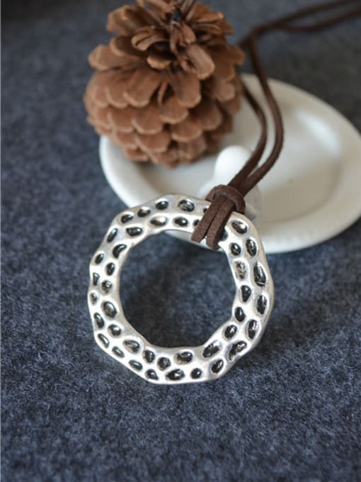 Dandelion Women Delicate Round Shaped Necklace 1