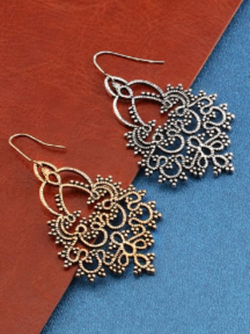 Gujin Retro style Hollow Antique Gold Plated Alloy Earrings 2