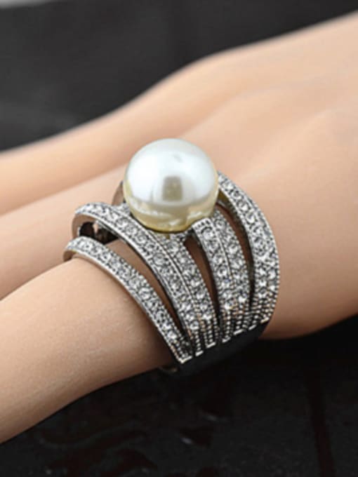 Wei Jia Fashion Multi-band Cubic Rhinestones Artificial Pearl Alloy Ring 1