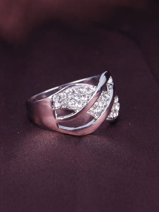 Gujin Fashion White Crystals Plating Alloy Ring 3