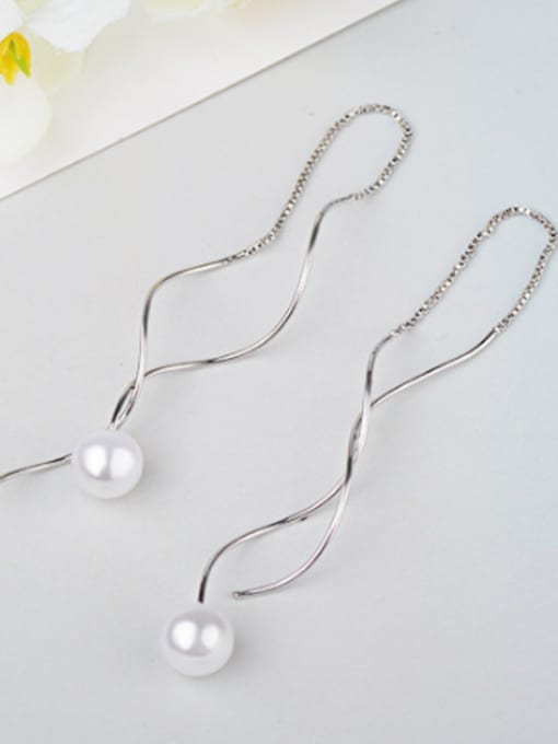 AI Fei Er Simple Water Wave Imitation Pearl Line Earrings 2