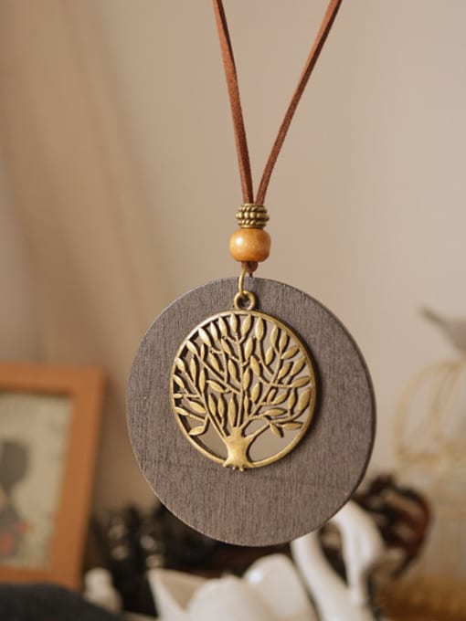Dandelion All-match Wooden Round Shaped Tree Necklace 0