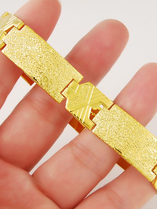 Yi Heng Da Men Exaggerated 24K Gold Plated Geometric Shaped Copper Bracelet 2