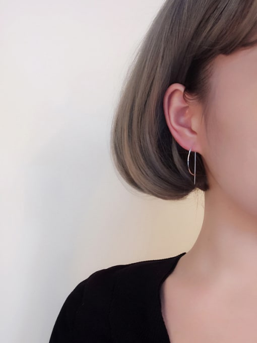 Peng Yuan Simple Hollow Semicircle Silver Earrings 1