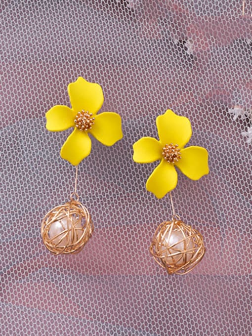 A Yellow Alloy With Rose Gold Plated Cute Flower Drop Earrings