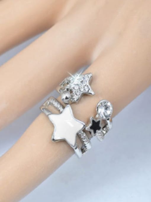 Wei Jia Fashion Stars Cubic Rhinestones Alloy Double Rings 1
