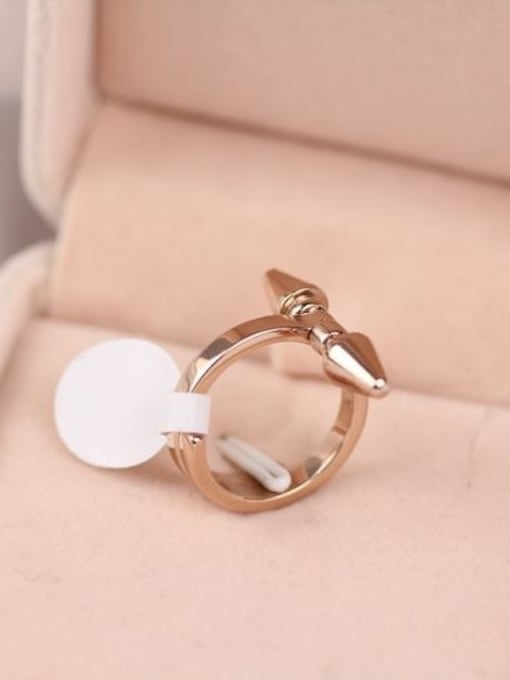 GROSE Pointed Arrow Rose Gold Plated Ring 1