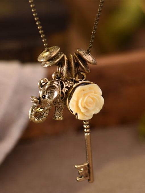Dandelion Exquisite Flower Shaped Women Necklace 1