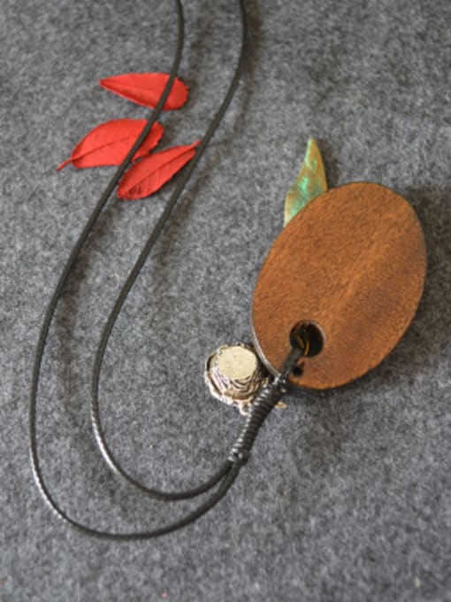 Dandelion Ethic Style Wooden Leaf Shape Necklace 2