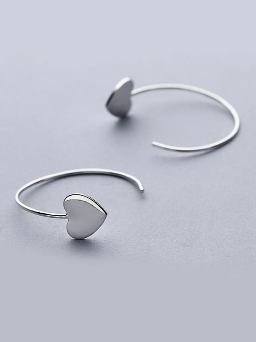 One Silver Women Elegant Heart Shaped hook earring 1