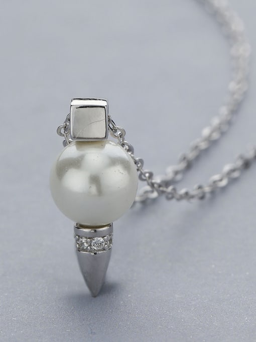 One Silver Fashion Pearl Necklace 1