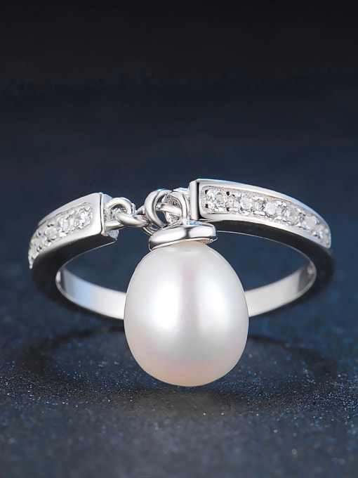 ZK Oval Freshwater Pearl Platinum Plated Silver Ring 2