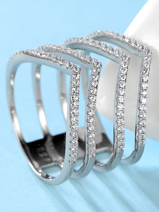 White Heart-shaped Zircon Stacking Ring